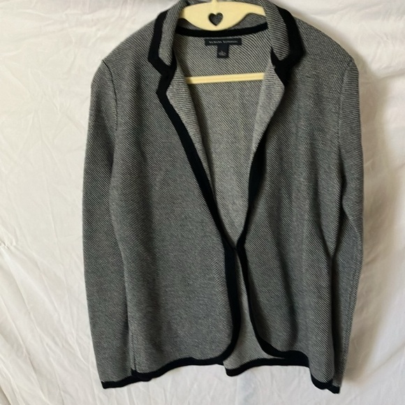 Banana Republic: Black/White Cardigan Sweater- Extra Fine Merino Wool Blend- L - Picture 5 of 16
